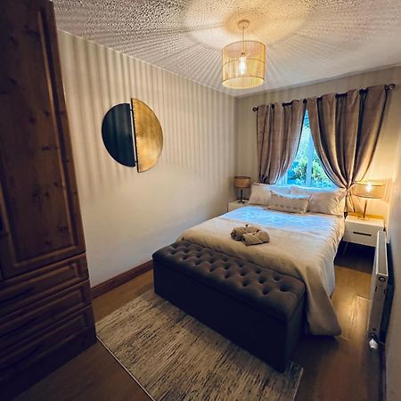 Fernway Residence Entire Property 科克 外观 照片