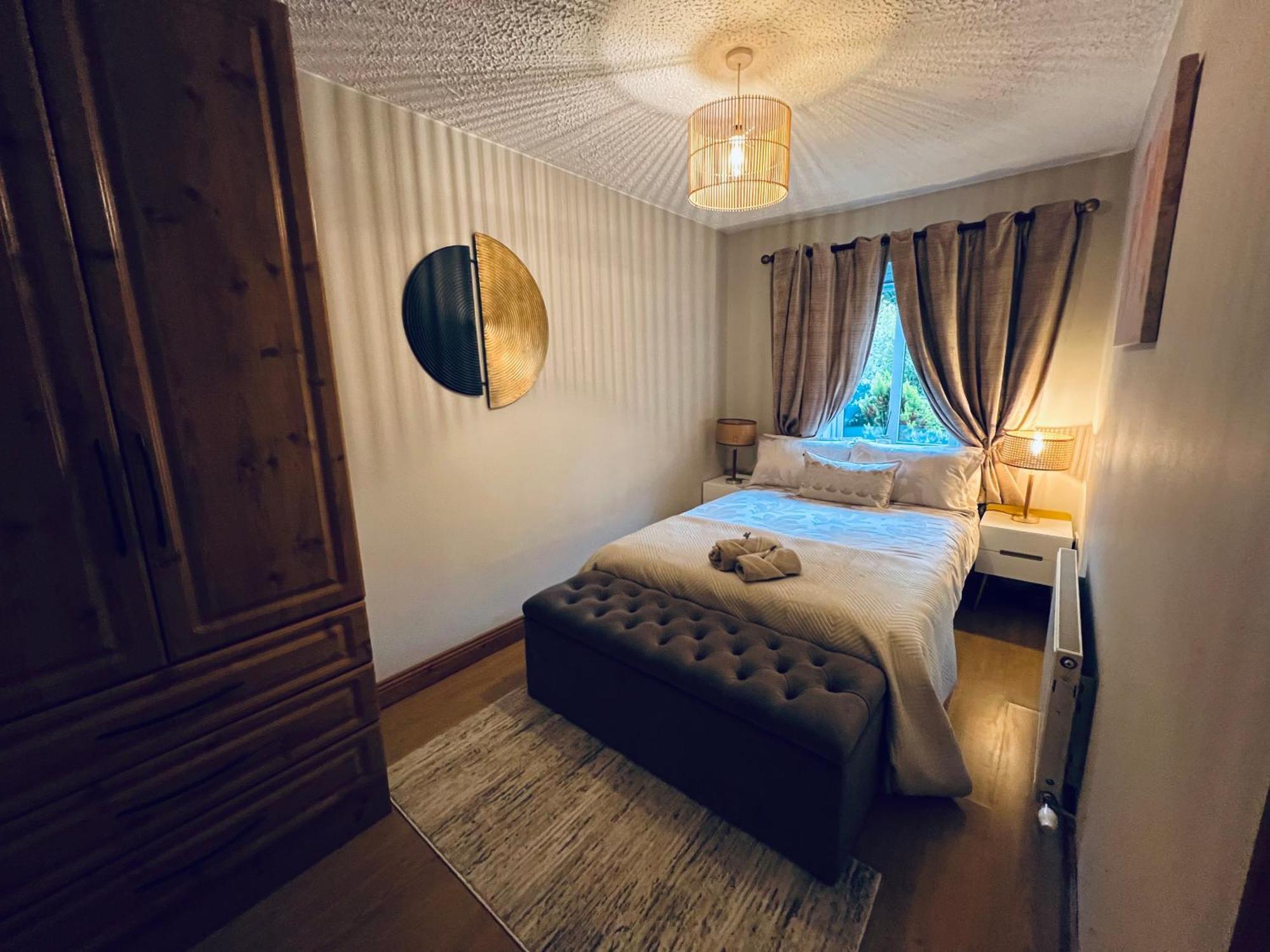 Fernway Residence Entire Property 科克 外观 照片