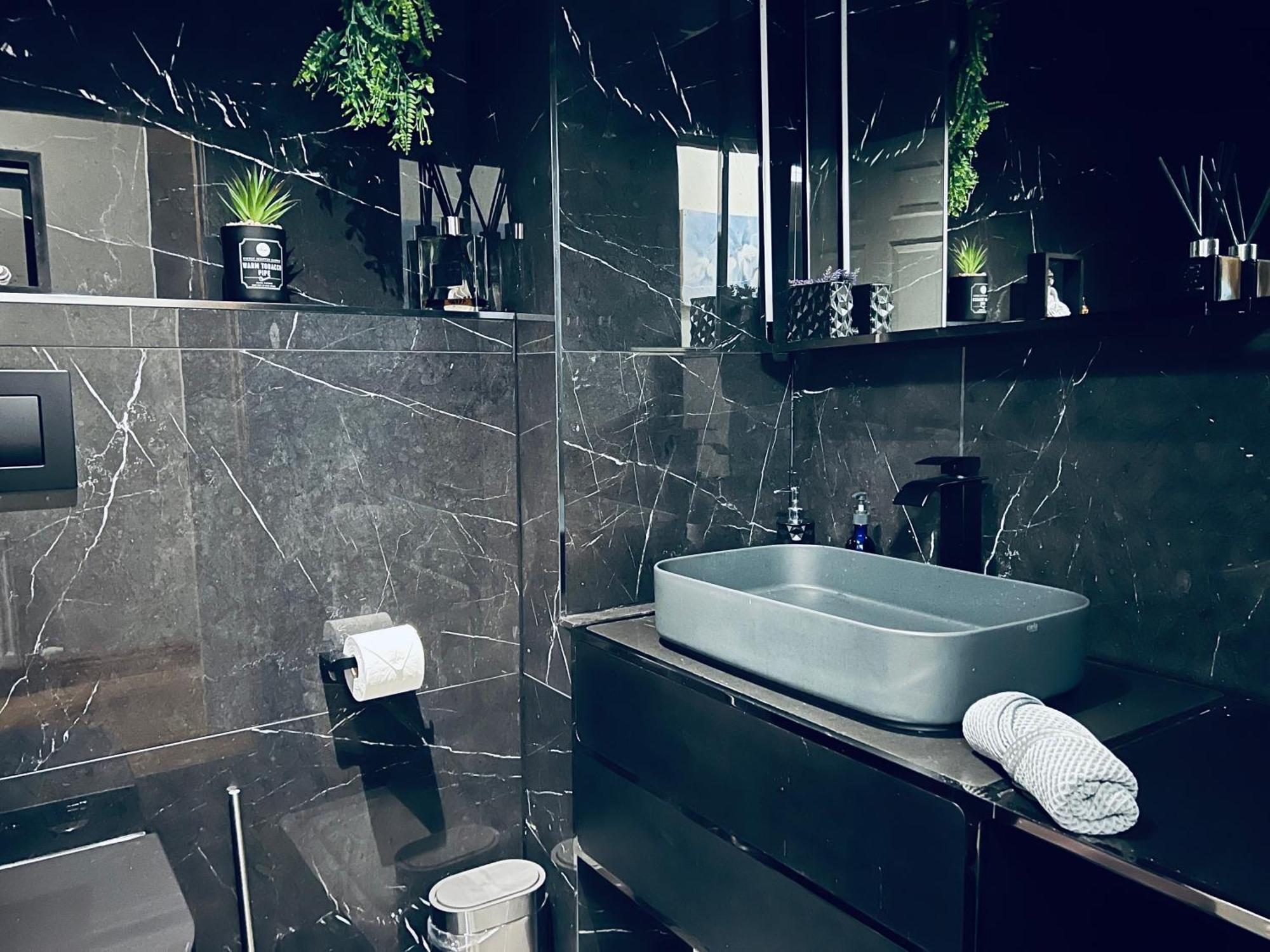 Fernway Residence Entire Property 科克 外观 照片