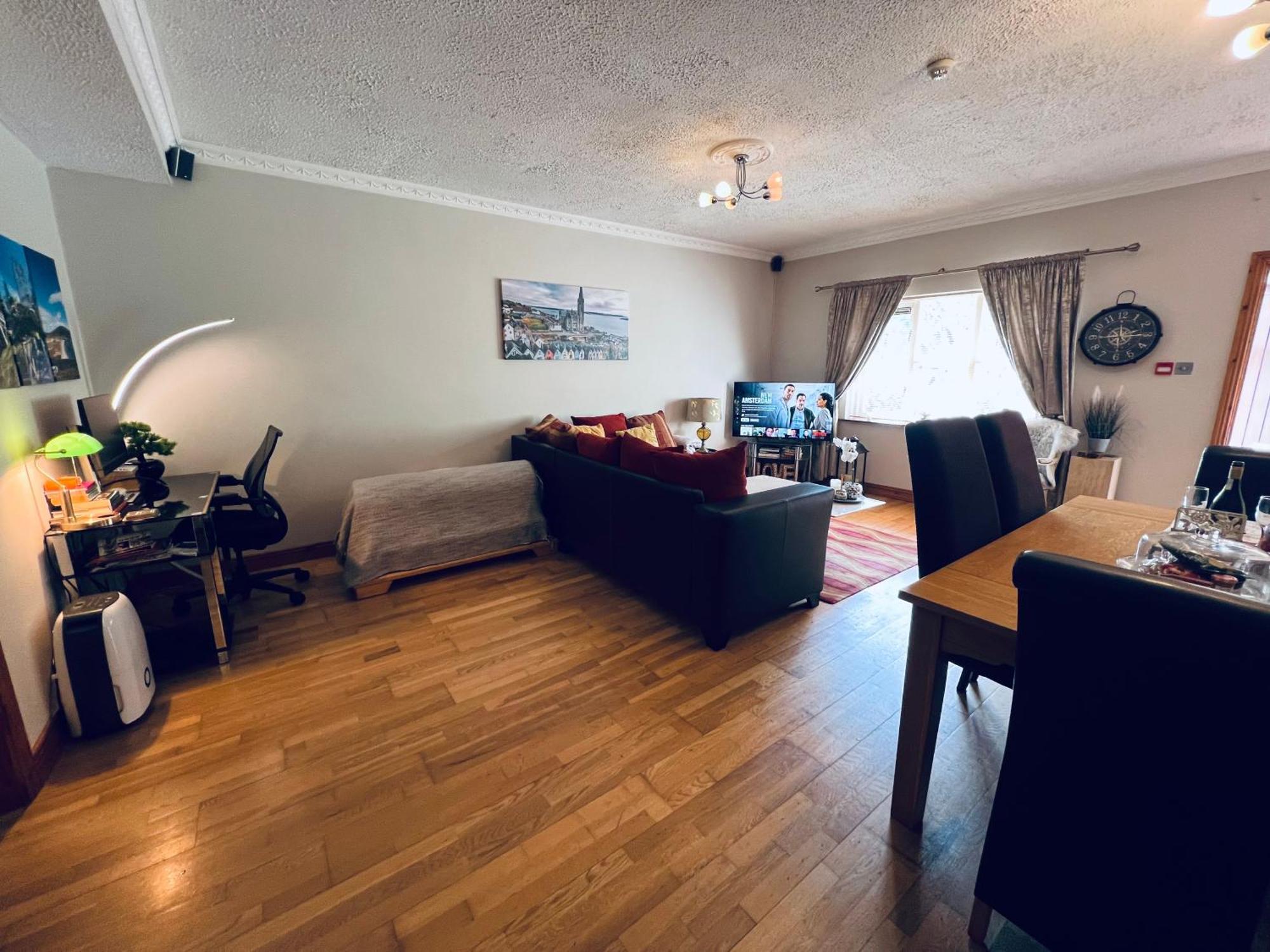 Fernway Residence Entire Property 科克 外观 照片